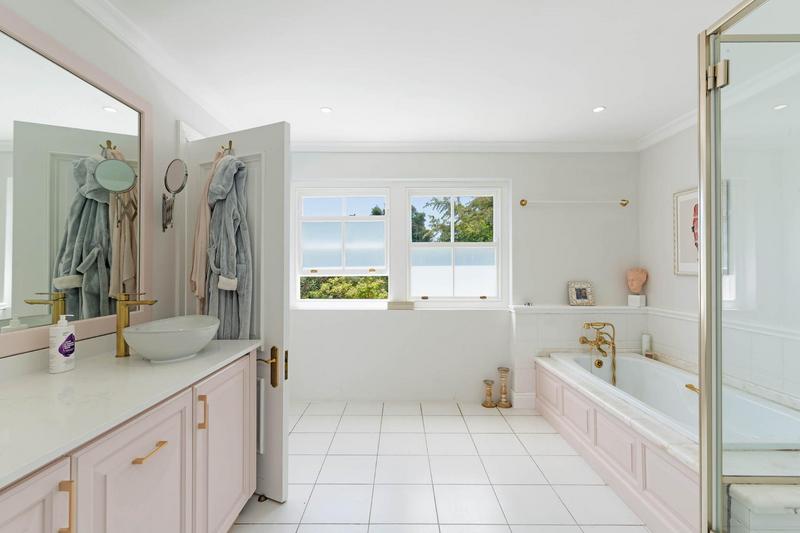 To Let 4 Bedroom Property for Rent in Steenberg Estate Western Cape